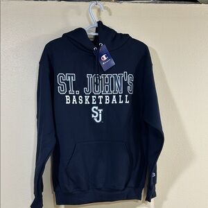 Sharp Looking St. John's Basketball Men’s Medium NWT Retail $49
